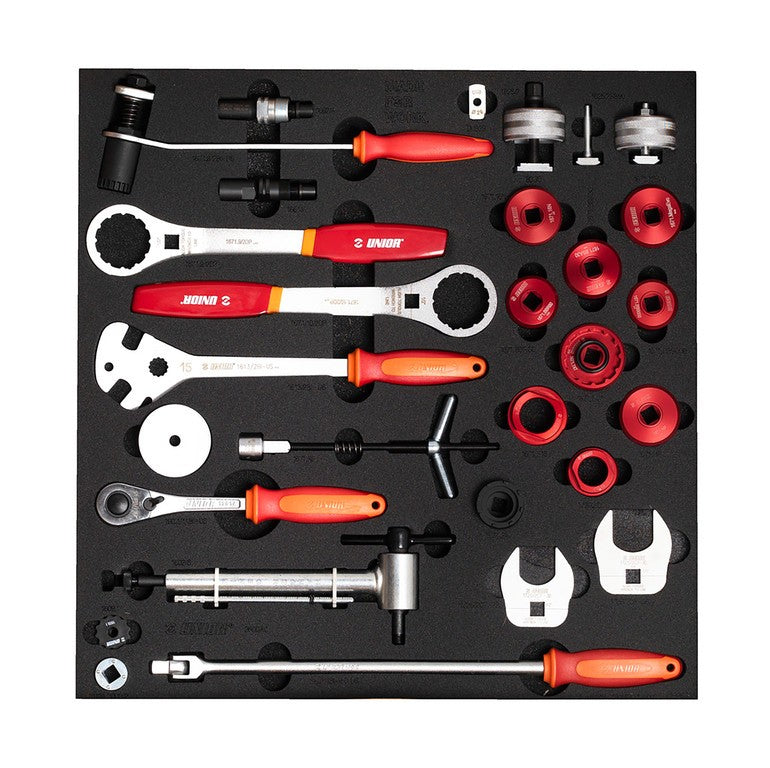 Set attrezzi Unior SOS mov.cen./pediv. rosso, 26 pezzi, SET2-2600AC
