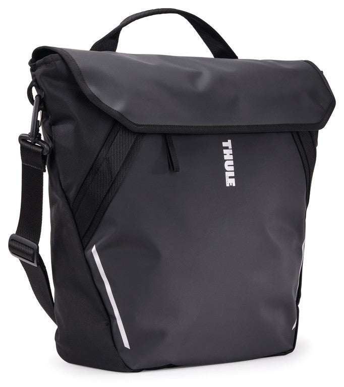 Bolsa para bicicleta Thule Chasm Courier, negra, 22 L, sistema InLock